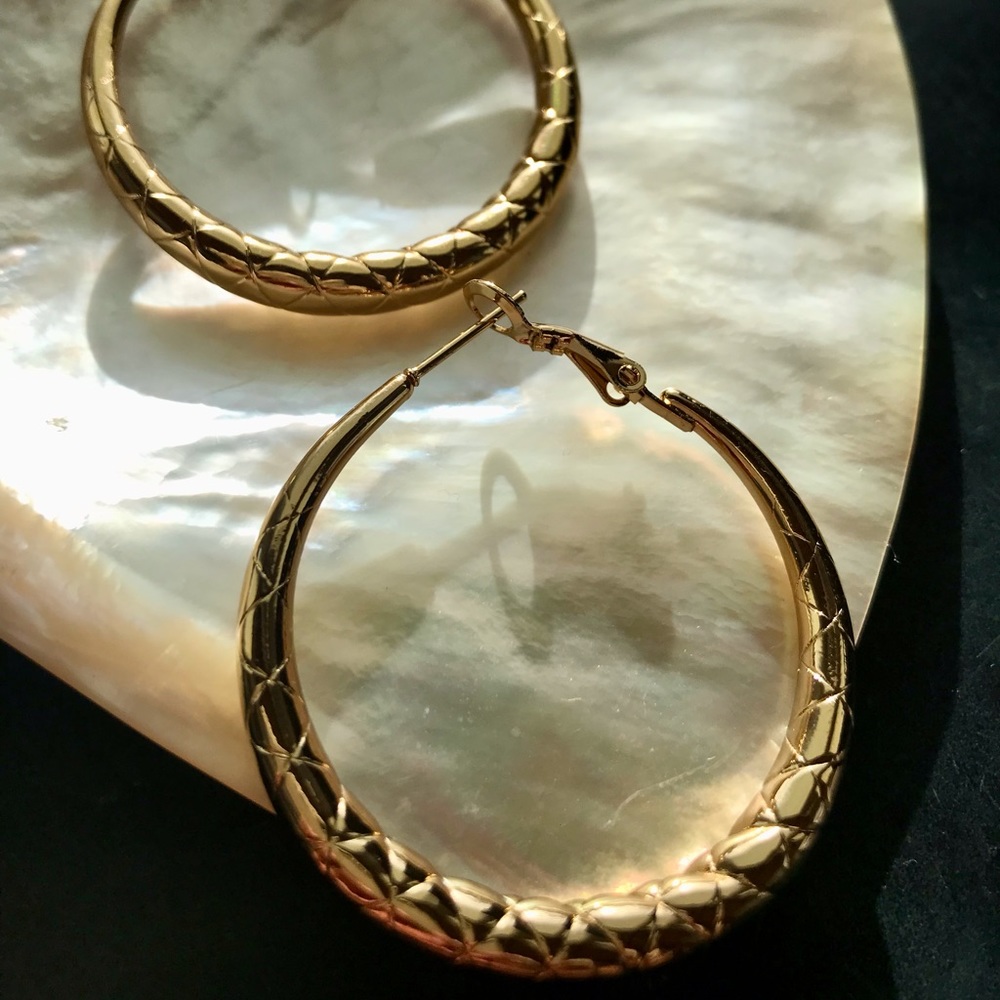 Textured Hoops - Picture 6 of 8